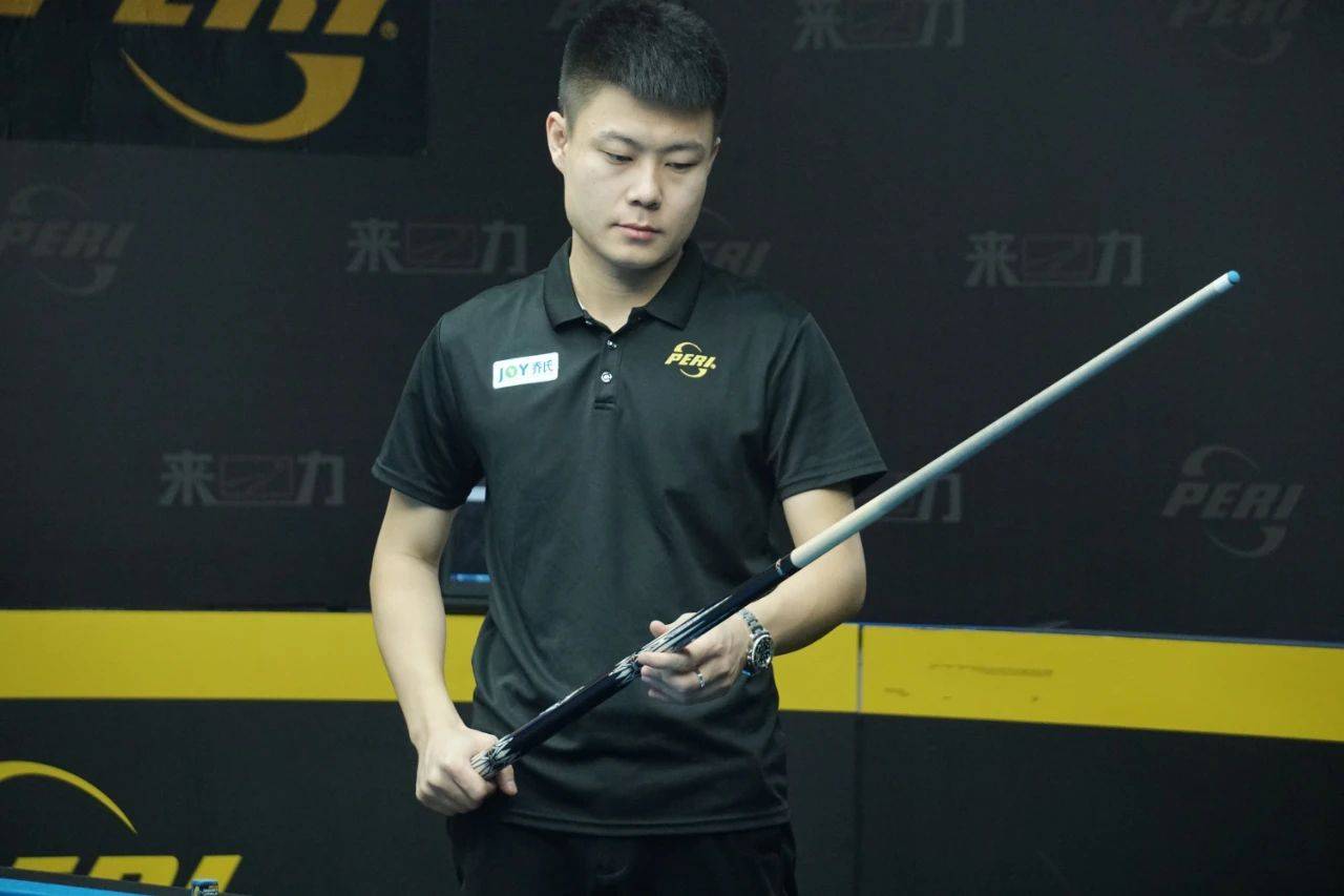 我们拭目以 我们拭目以